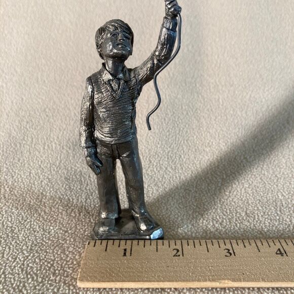 Michael Ricker Pewter RARE "Chris" TD19 Train Depot Figures and Props 1981 - Picture 2 of 6